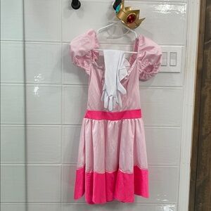 Princess Peach Costume